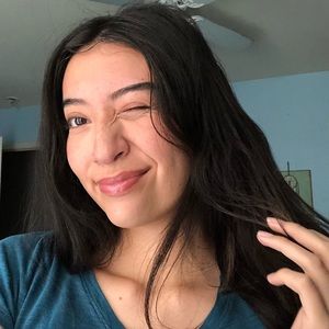 Meet your Posher, Alyson